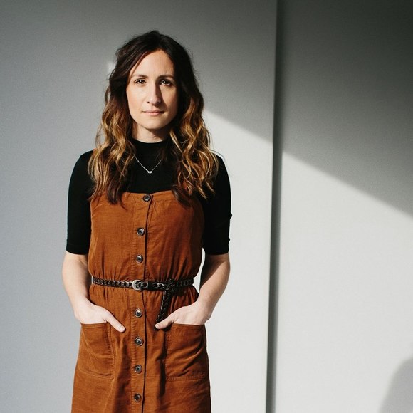 Meet your Posher, Amanda - Picture 1 of 1